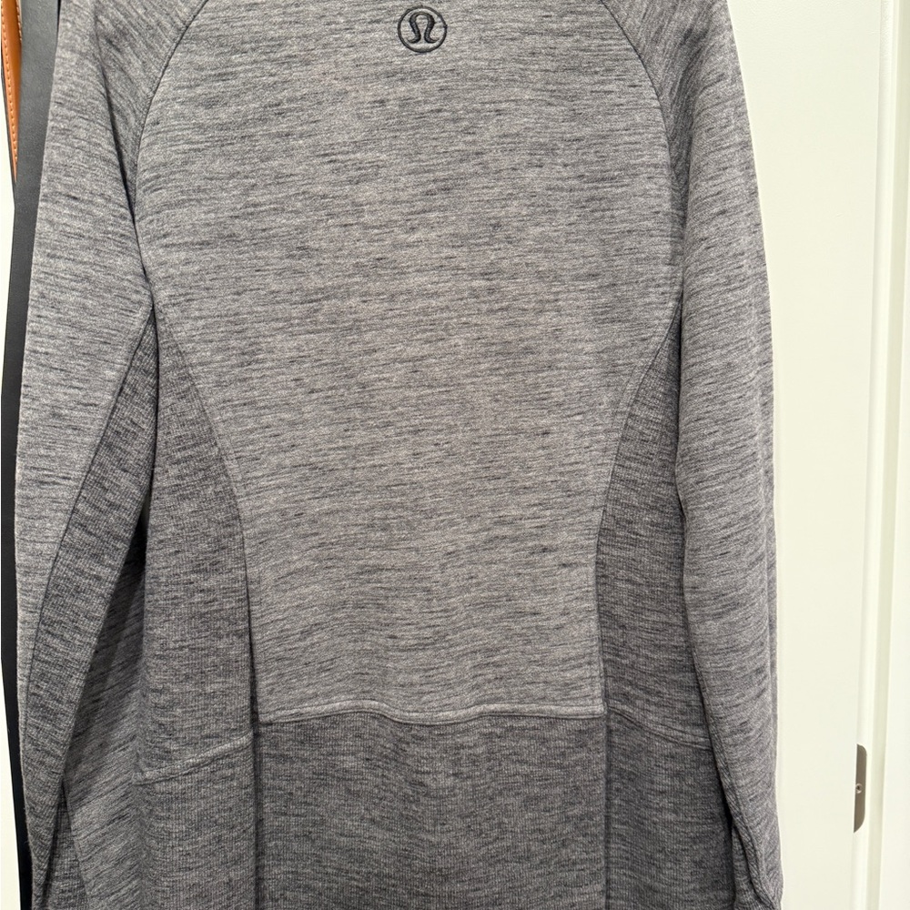 Lululemon tunic jacket size 12 gray.